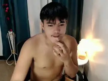 Chaturbate Live Sex Cam of ur_jadelover