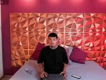Chaturbate Free Live Porn of aleking13