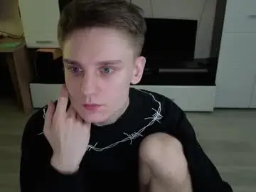 Chaturbate Watch Live Sex Cams of angryzan