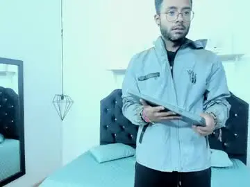 Chaturbate Free Live Porn of arez_vortex_