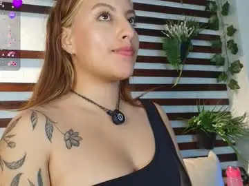 Chaturbate Live Sex of isamoon_