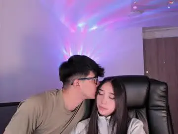 Chaturbate Watch Live Sex Cams of mikeyvioleta