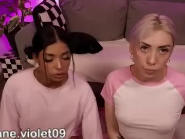 Chaturbate Live Porn of violettgrey_