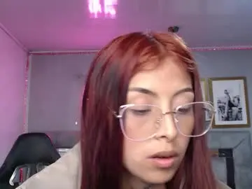 Chaturbate Adult Video Chat of cute_martina_v