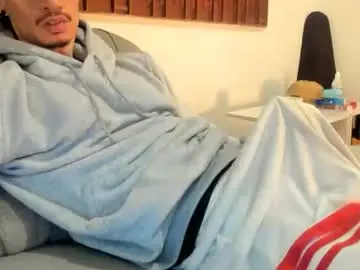 Chaturbate Best live sex cam show of moderdelier