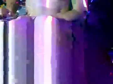 Chaturbate Live Sex Cam of rod77knee