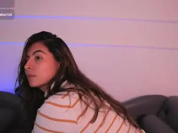 Chaturbate Sex Cam of shelleymorell