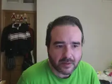 Chaturbate Live Sex Cam of curiosillo1983