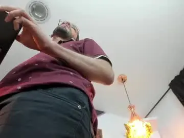 Chaturbate Live Sex of dantewinter_