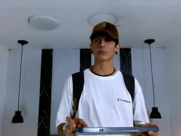 Chaturbate Watch Live Sex Cams of franvill_trato