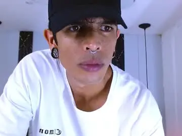 Chaturbate Free Porn Cam of franvill_trato