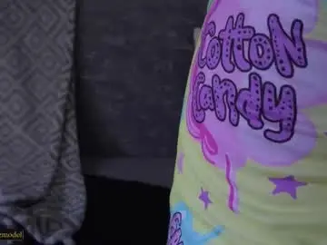 Chaturbate Sex Chat of katiecruz_