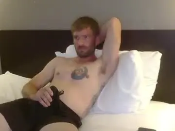 Chaturbate Live Sex of redheadlover828