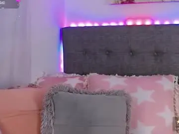 Chaturbate Live Sex Cam of anntonellalee