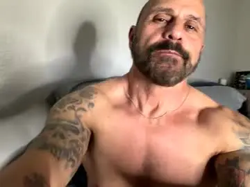 Chaturbate Live Sex Cam of bustedsprockets