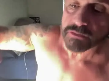 Chaturbate Live Sex Cam of bustedsprockets