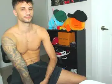 Chaturbate Live Sex Cam of papijakey