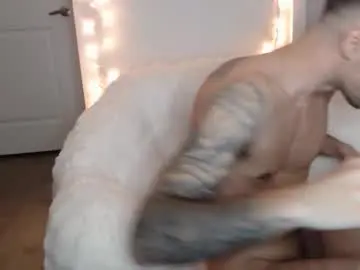 Chaturbate Live Sex Cam of papijakey