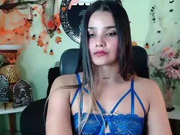 Chaturbate Nude Webcam of destinyhills_