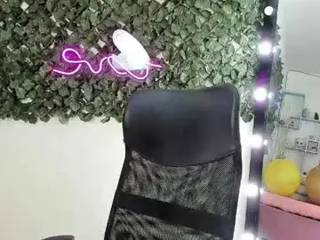 Chaturbate Adult Video Chat of destinyhills_