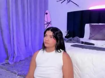 Chaturbate Live Sex Cam of alaiia7