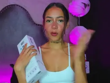 Chaturbate Live Sex Cam of kim69_and_noah