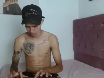 Chaturbate Adult Video Chat of alan_karol_mds