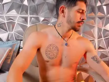 Chaturbate Adult Video Chat of alejandrostorm