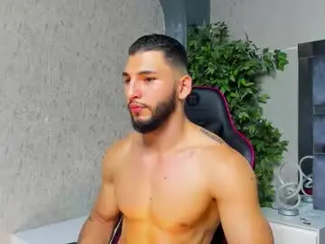 Chaturbate Adult Video Chat of louis_connor