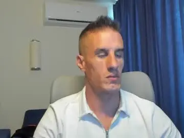 Chaturbate Live Sex Cam of axl_fx