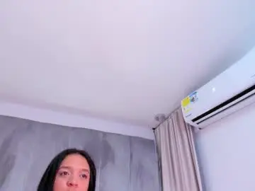 Chaturbate Watch Live Sex Cams of isisgrey_