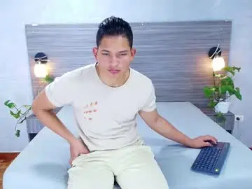 Chaturbate Sex Chat of loony_zion