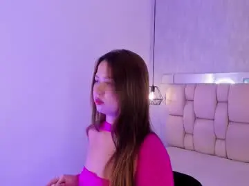 Chaturbate Live Sex Cam of roxie_summers