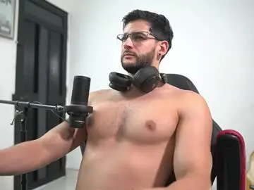 Chaturbate Sex Cam of saimonhot1