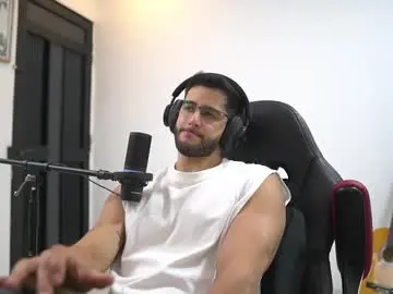 Chaturbate Free Live Porn of saimonhot1