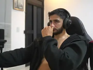 Chaturbate Sex Cam of saimonhot1