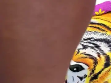 Chaturbate Sex Cam of camilasandoval1