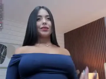Chaturbate Live Sex Cam of julietasantos__