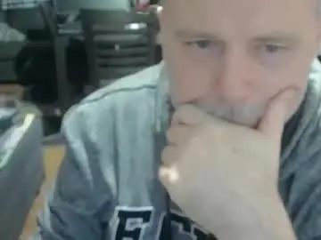 Chaturbate Live Sex Cam of newvvorld