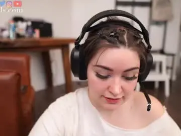 Chaturbate Adult Video Chat of serareads