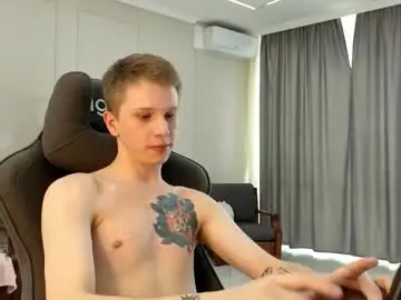 Chaturbate Live Sex Cam of artycropp