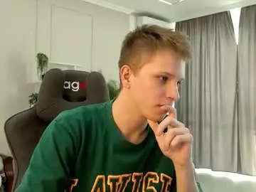 Chaturbate Sex Chat of artycropp