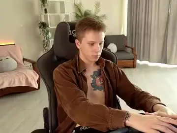 Chaturbate Adult Video Chat of artycropp