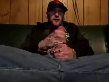 Chaturbate Free Live Porn of bigwytecock1979