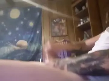 Chaturbate Free Porn Cam of bigwytecock1979