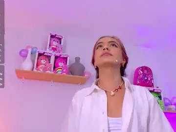 Chaturbate Watch Live Sex Cams of emilyy_bank