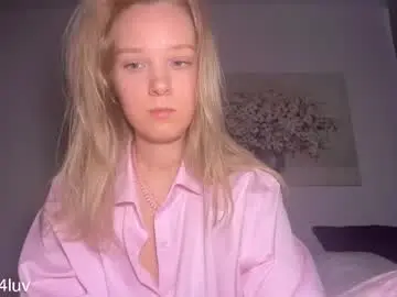 Chaturbate Live Sex Cam of l1n4luv
