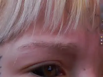 Chaturbate Best live sex cam show of lookatmehabibi_