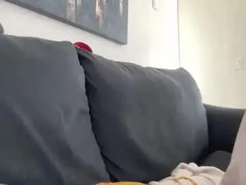 Chaturbate Live Sex Cam of mercedes190d