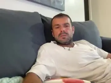 Chaturbate Live Sex Cam of mercedes190d